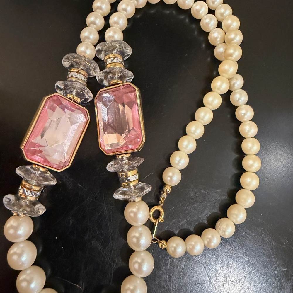 Vintage Pearl Necklace Pink Crystal  Embellishments Rare - Picture 5 of 9